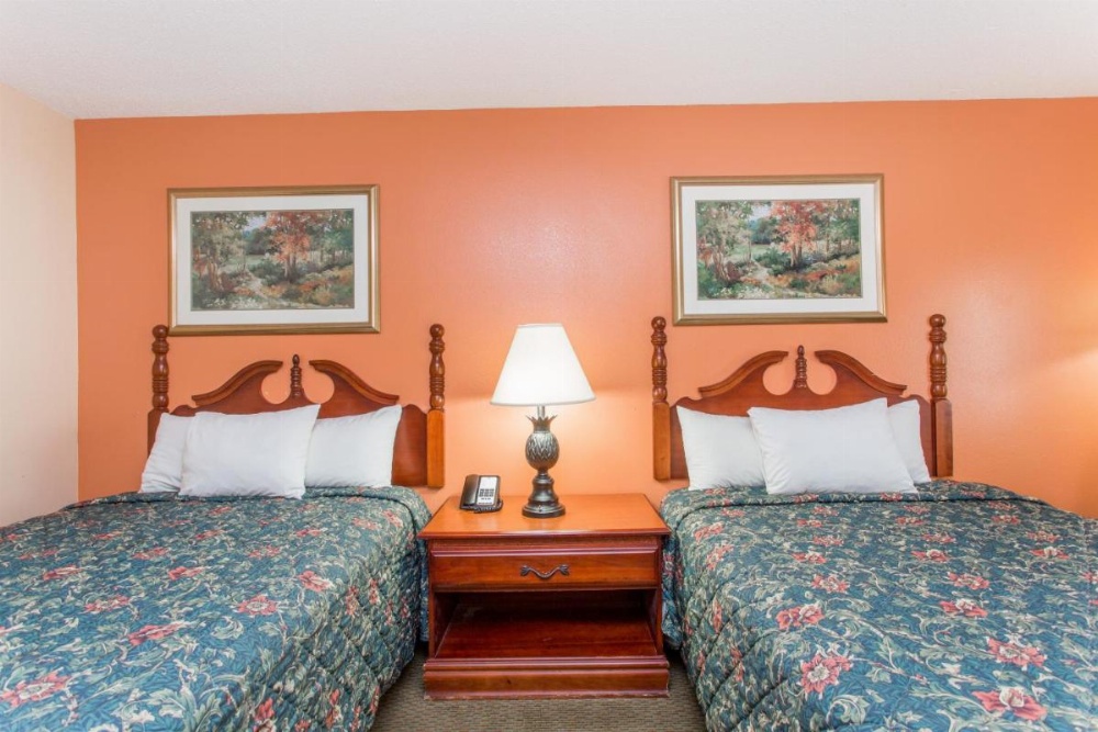 Double Room with Two Double Beds - Smoking